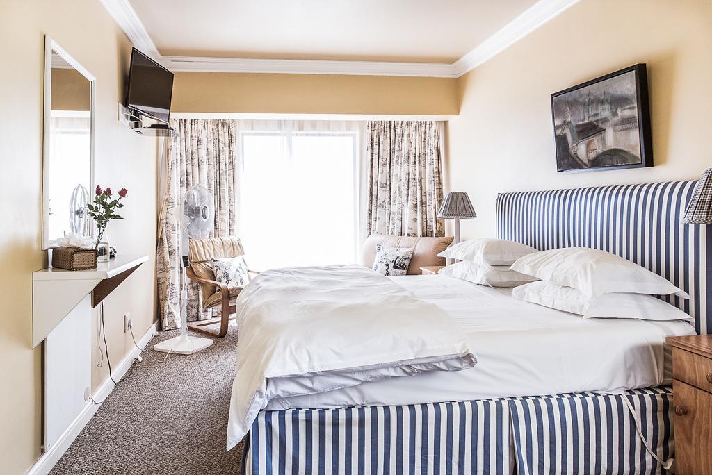 Highview Lodge Mossel Bay Exteriör bild